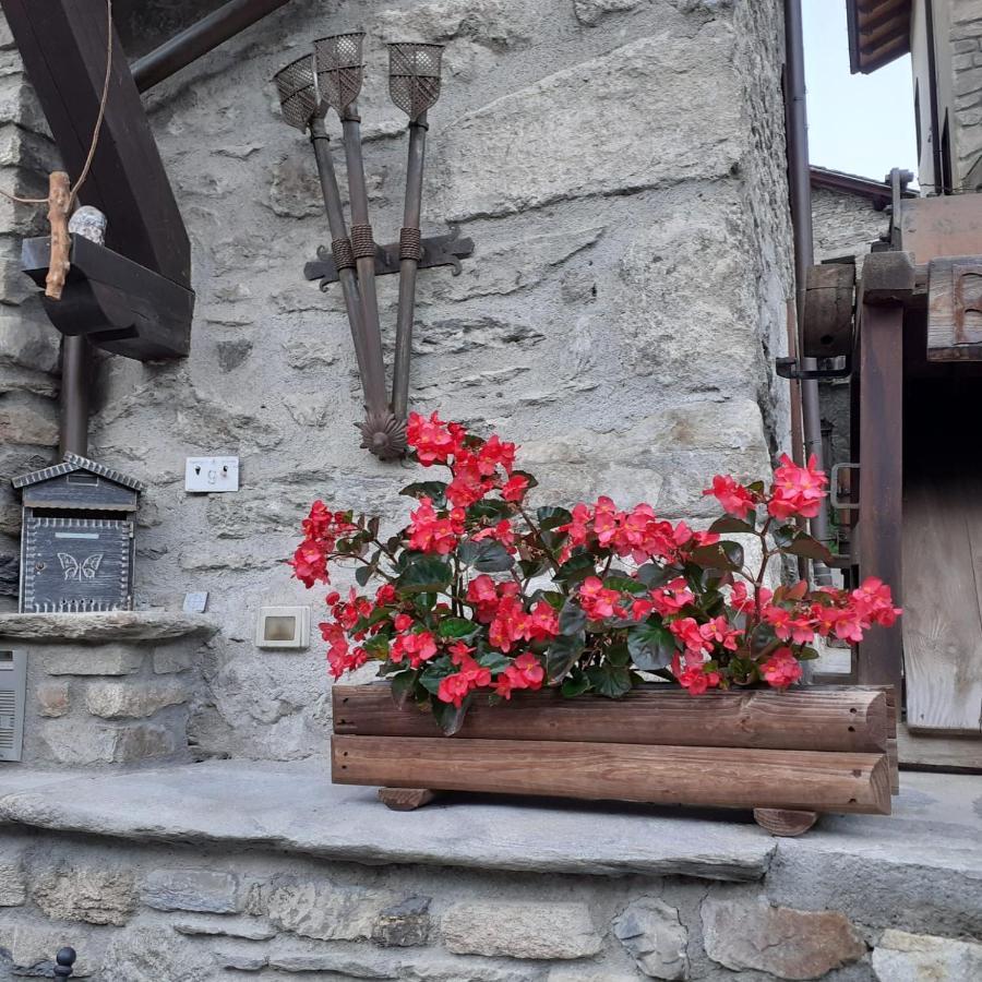 Hotel Ottoz Meuble Курмайор Екстериор снимка