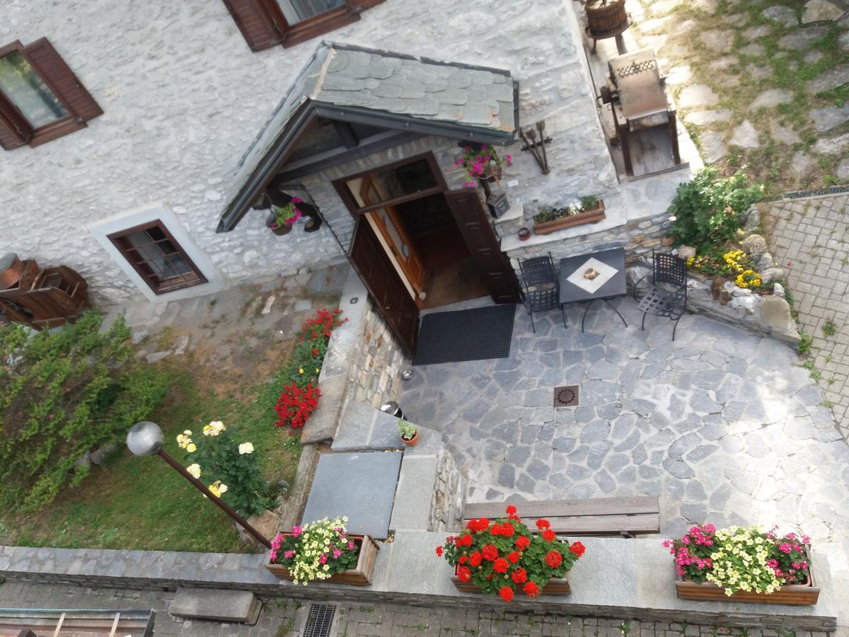 Hotel Ottoz Meuble Курмайор Екстериор снимка